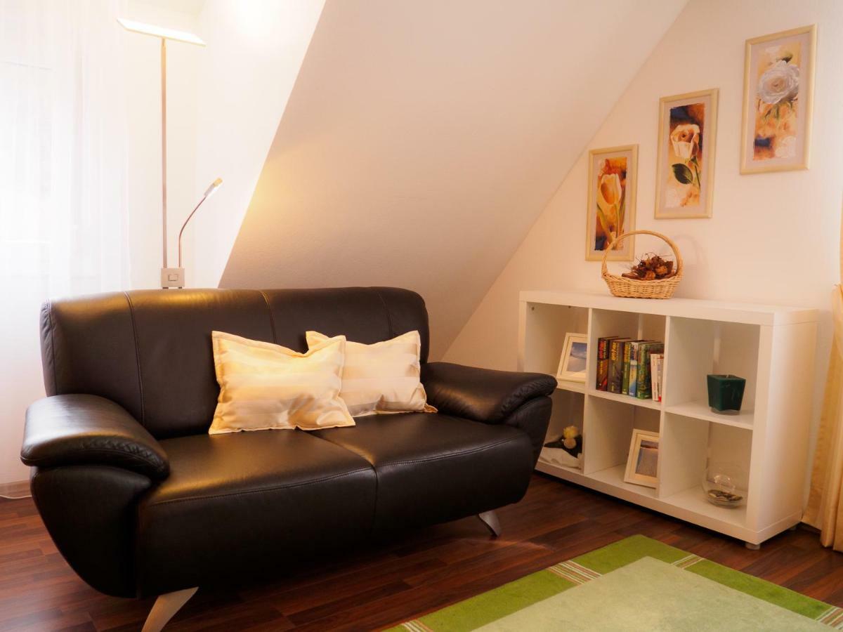 Apartamento Haus Am Fluss Baiersbronn Exterior foto