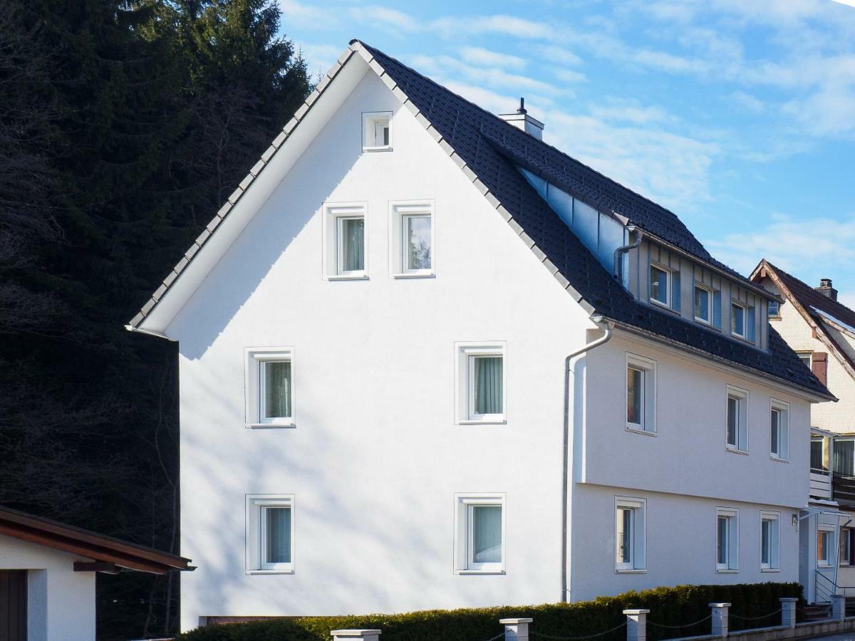 Apartamento Haus Am Fluss Baiersbronn Exterior foto