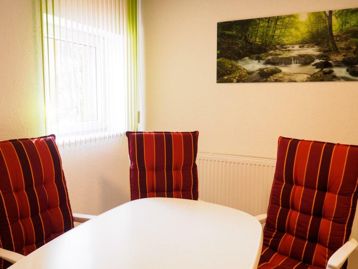 Apartamento Haus Am Fluss Baiersbronn Exterior foto